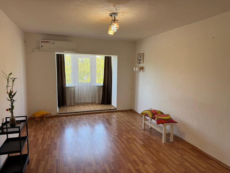 Lacul Tei Barbu Vacarescu Opanez Apartament cu 3 camere de vanzare