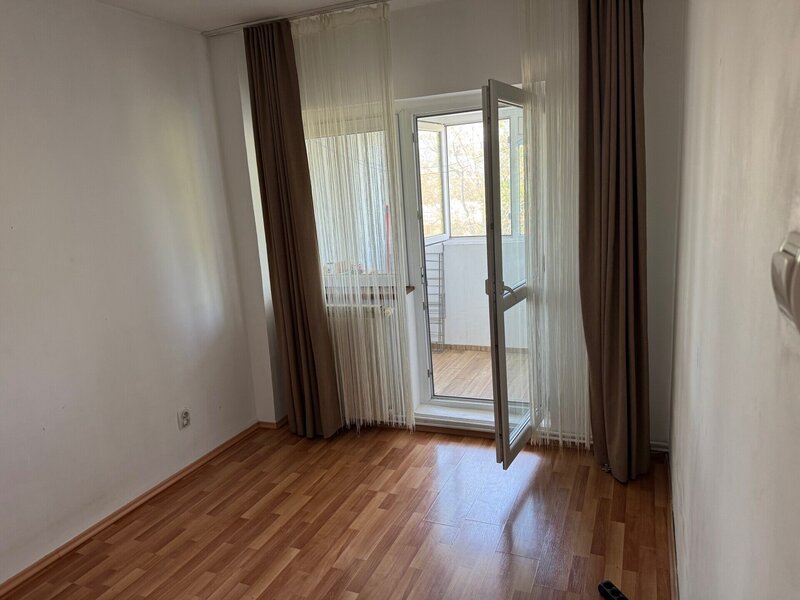 Lacul Tei Barbu Vacarescu Opanez Apartament cu 3 camere de vanzare